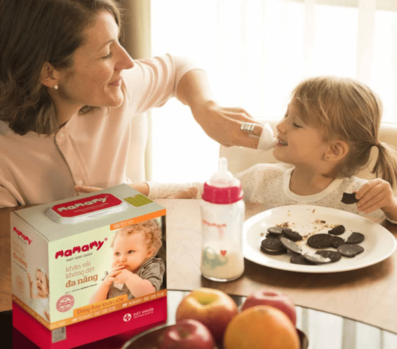 cách dùng khăn khô đa năng cho bé