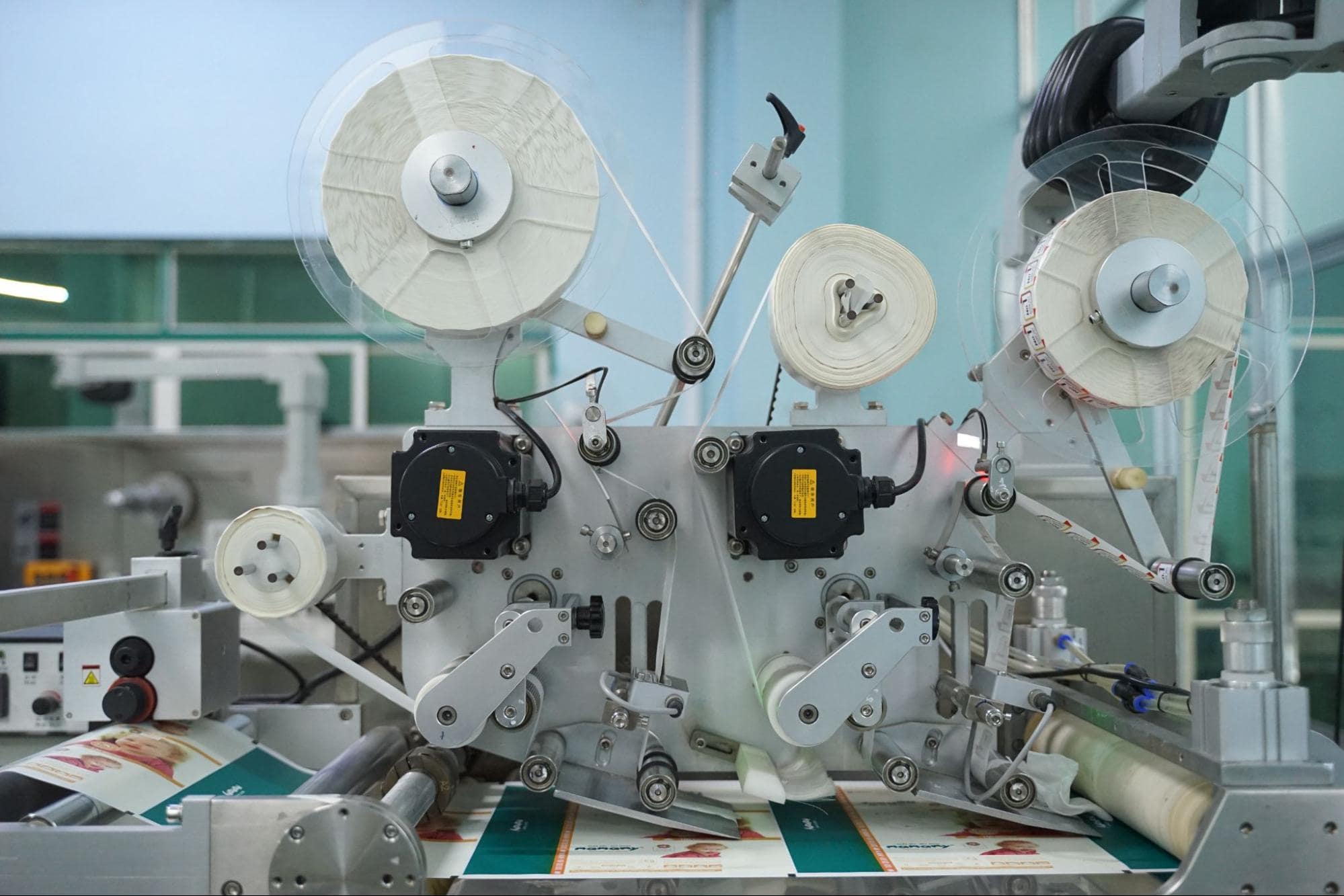 wet tissue production process