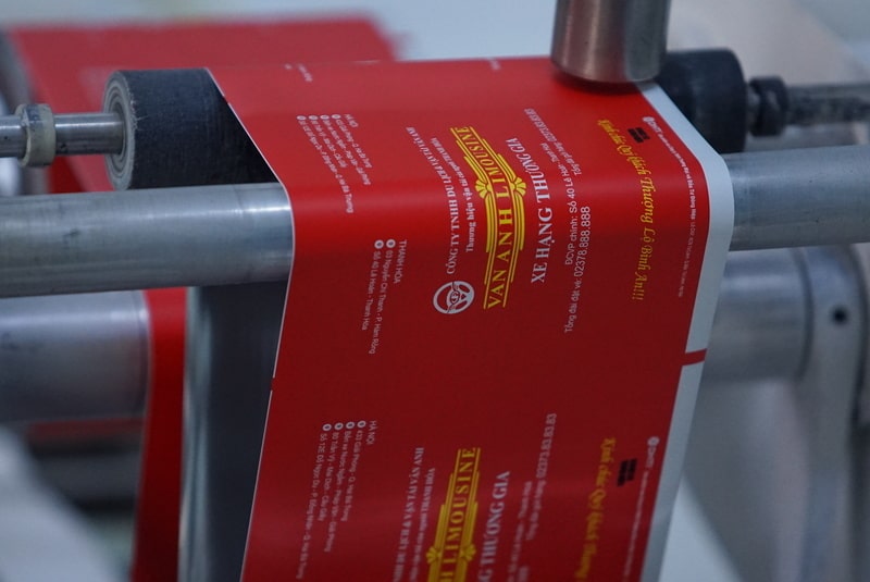 difference between white label and private label