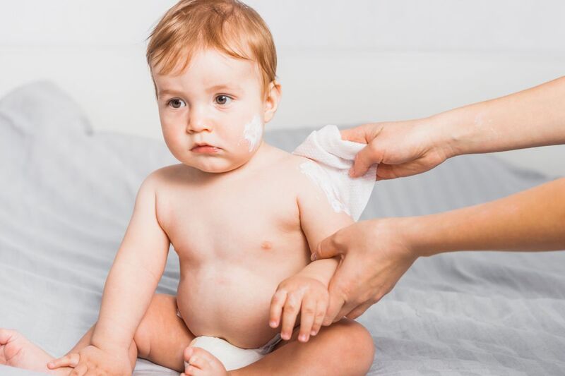 how to use wet wipes