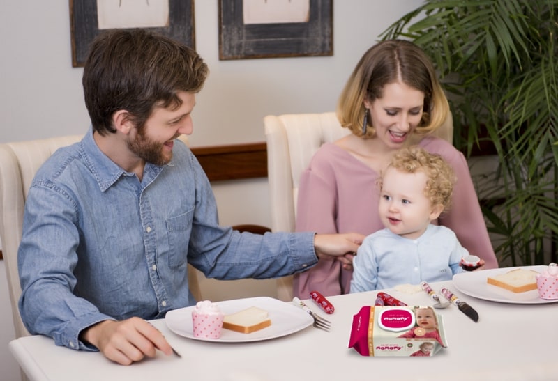 khăn ướt không cồn